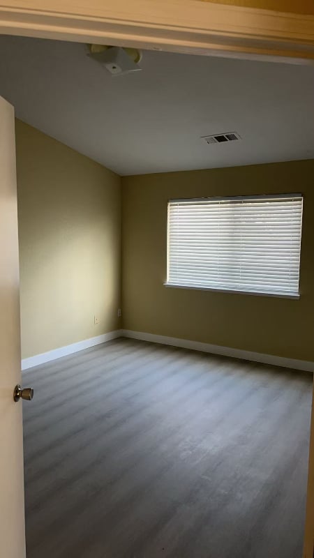 Building Photo - 5421 Governor Cir