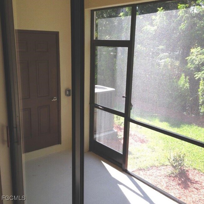 Building Photo - 14662 Summer Rose Way