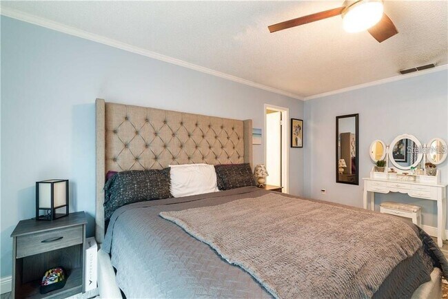 Building Photo - 1907 Coral Tree Ct