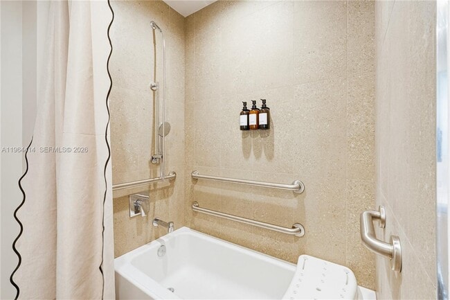 Building Photo - 11 NE 6th St