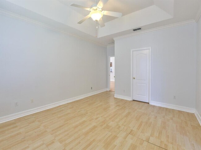 Building Photo - 3336 Cameron Chase Dr