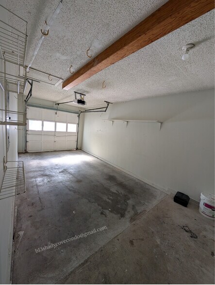 Building Photo - 5568 La Moya Ave