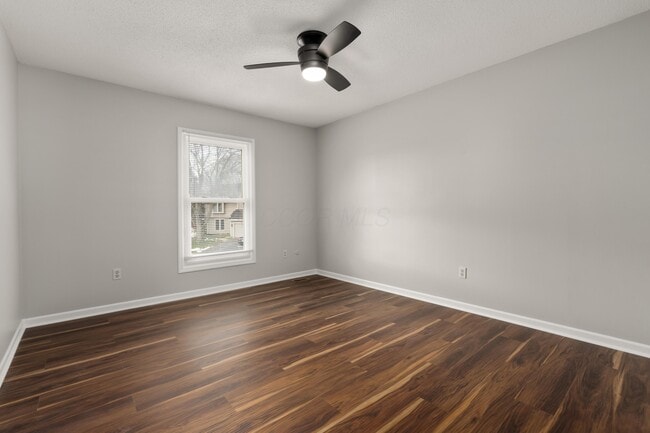 Building Photo - 2236 Sunleaf Ct