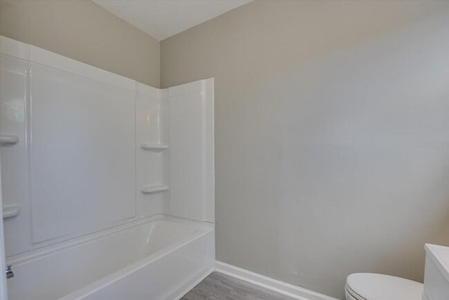 Building Photo - 3635 Spanish Trace Dr