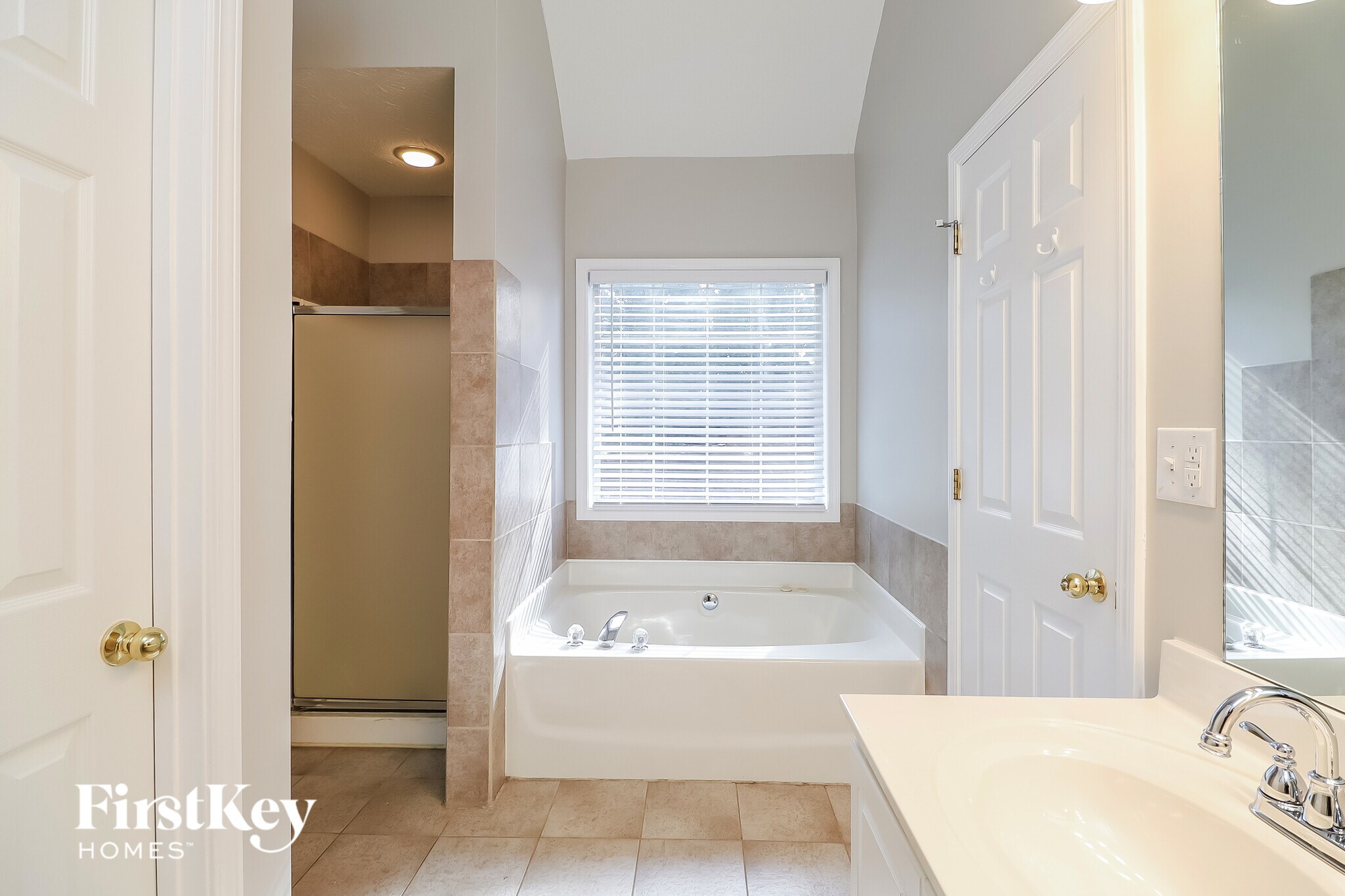 Building Photo - 107 Sweetbriar Walk