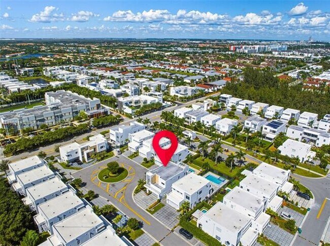 Building Photo - 10359 NW 67th Terrace