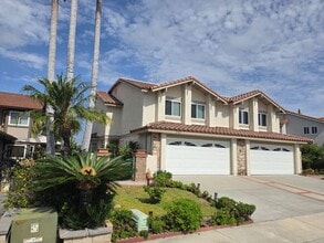 Building Photo - 27875 Avenida Armijo