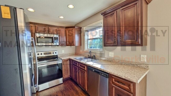 Building Photo - 1209 Chinook Cir