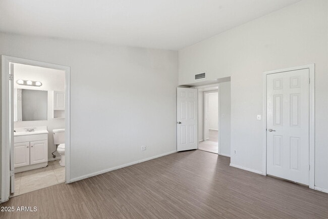 Building Photo - 16264 N 66th St