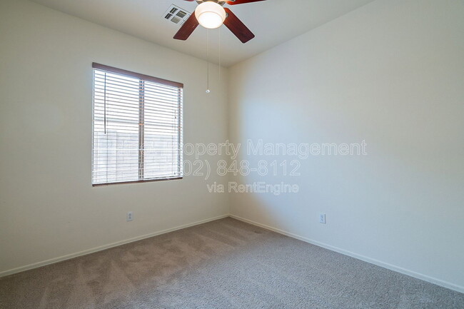 Building Photo - 3536 E San Pedro Ave