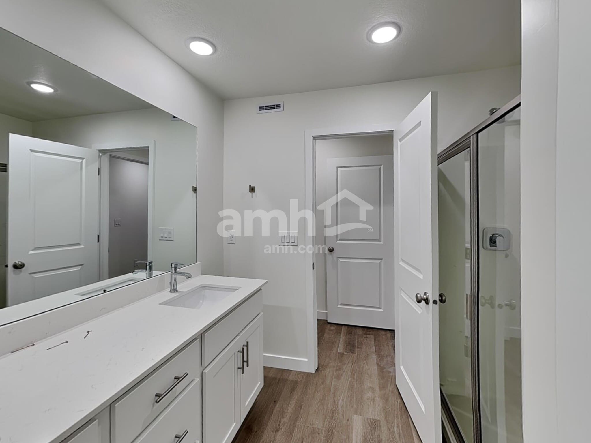 Building Photo - 1256 W Mahogany St