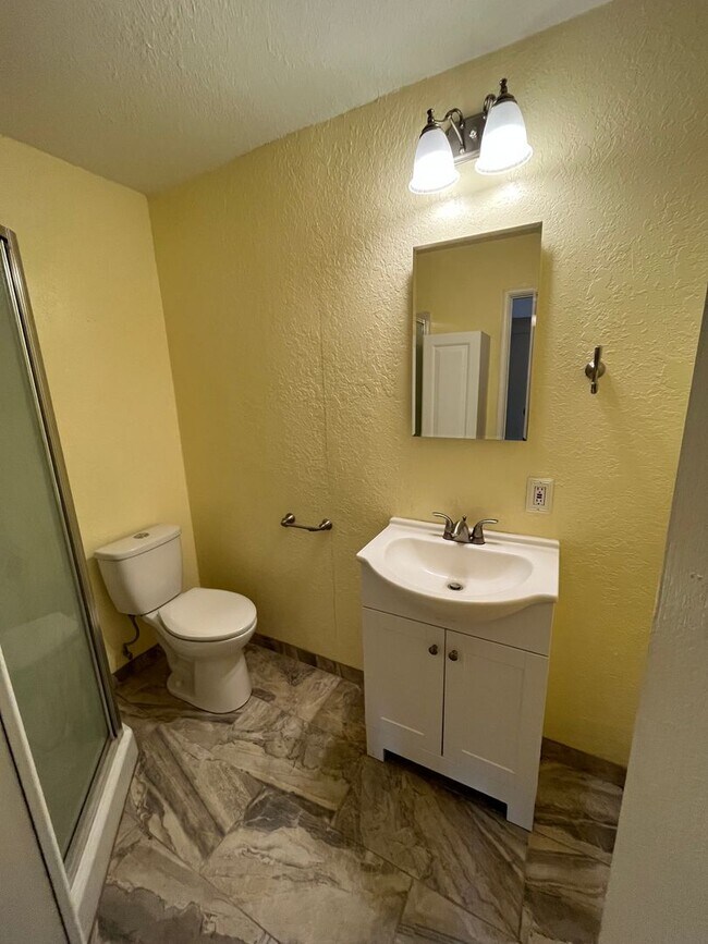 Building Photo - Beautiful Foothil Views Available Now!