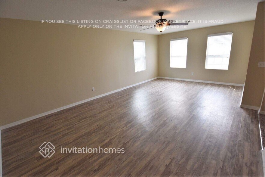 Building Photo - 612 Grassy Stone Dr