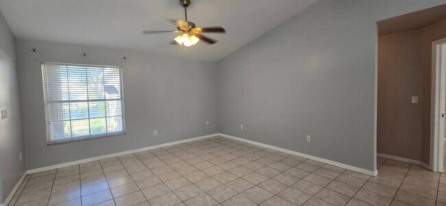 Building Photo - 15598 Spring Line Ln