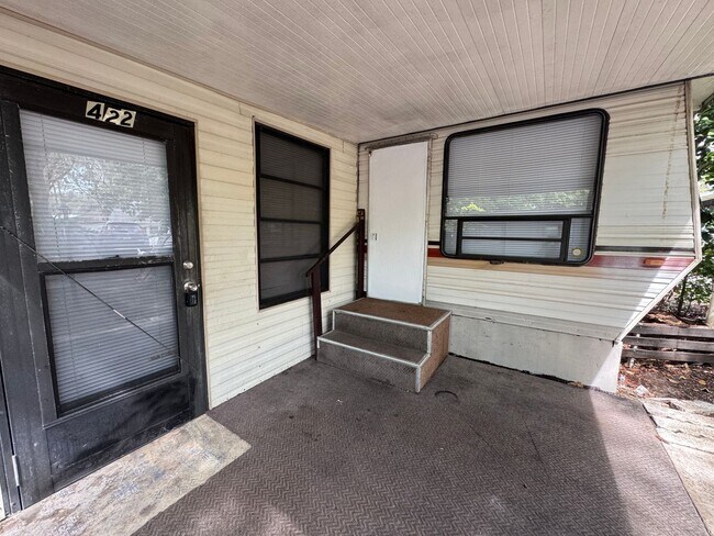 Building Photo - 3000 Clarcona Rd