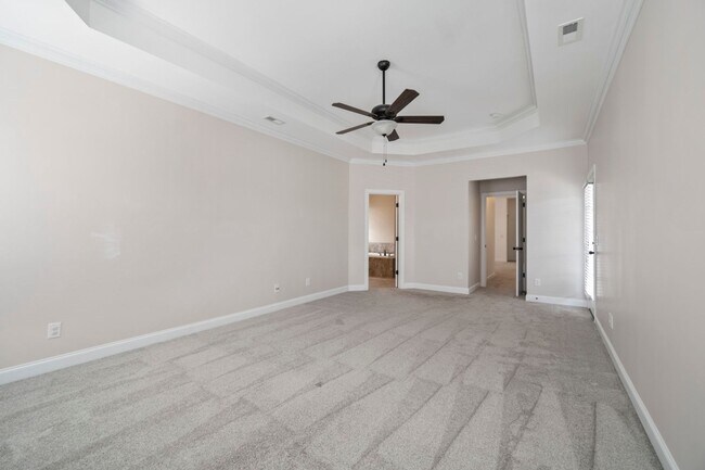 Building Photo - Stunning rental home in beautiful Ardrey Crest