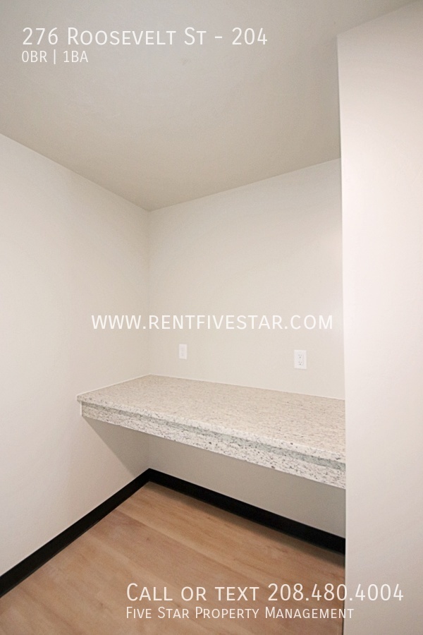 Building Photo - NEW Studio Apartment Available at Gardner ...