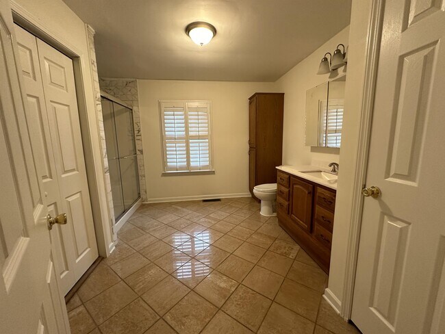 Building Photo - 4641 Due W Rd NW