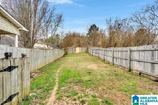 Building Photo - 2011 Ashley Brook Way