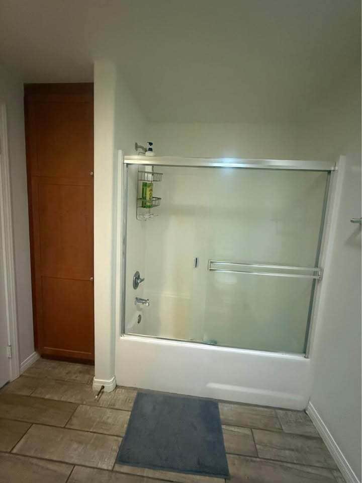 Building Photo - 17230 Newhope St