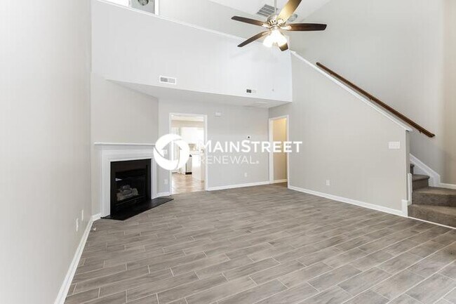 Building Photo - 4 Bedroom Pet-Friendly Home in RALEIGH, NC with Main Street Renewal