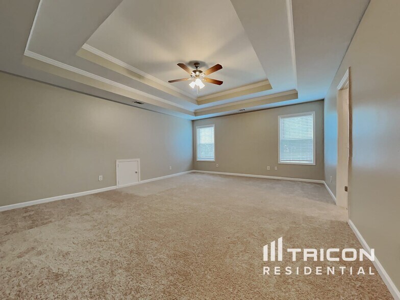 Building Photo - 3540 Stoney Creek Way
