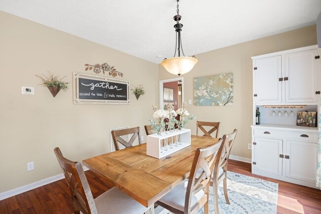 Building Photo - 3 Bedroom Home in Mechanicsville ***Availa...