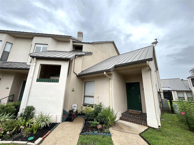 Building Photo - 4144 Greystone Way