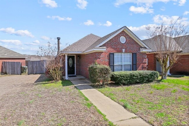 Building Photo - 1225 Westfield Ln