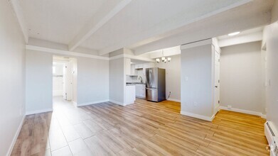Building Photo - Adorable 1 bedroom condo with muntains views