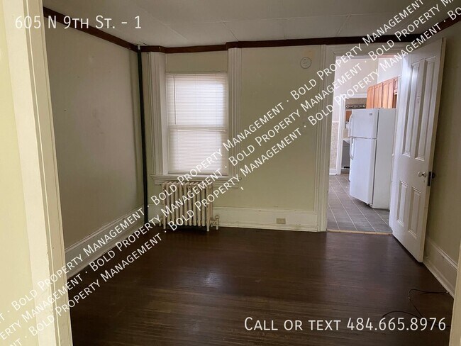 Building Photo - 605 N 9th St