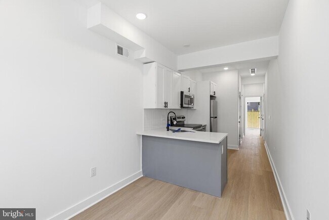 Building Photo - 2123 N 9th St