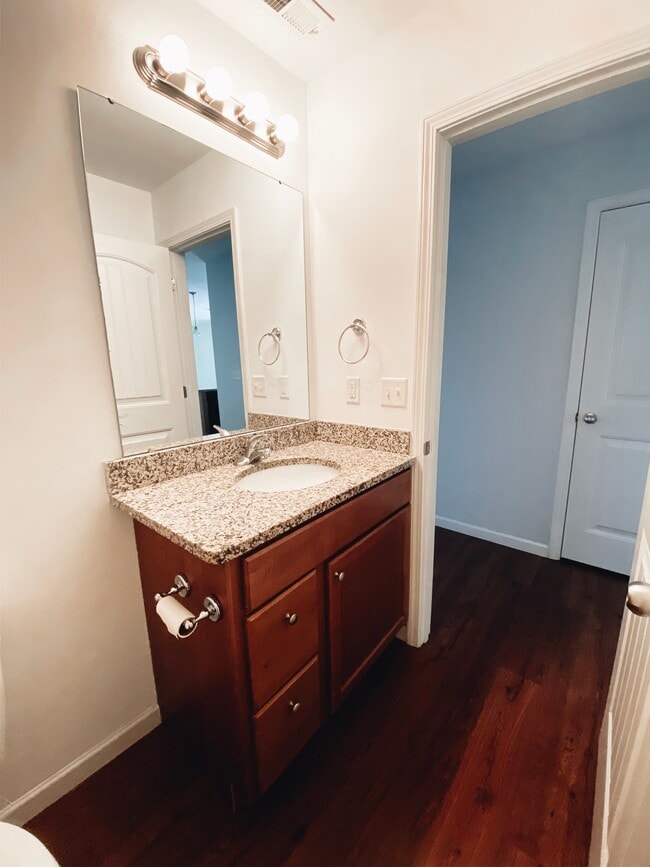 Building Photo - 335 Flat Cove Rd