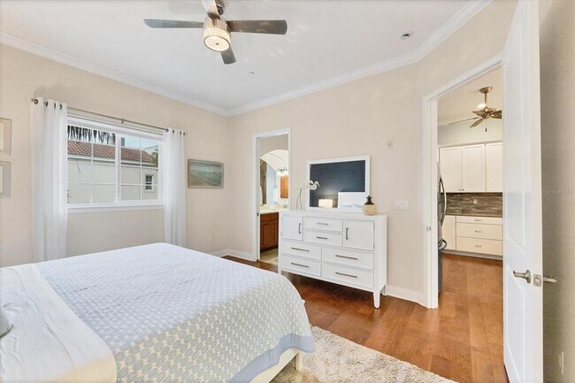 Building Photo - 455 Nokomis Ave S