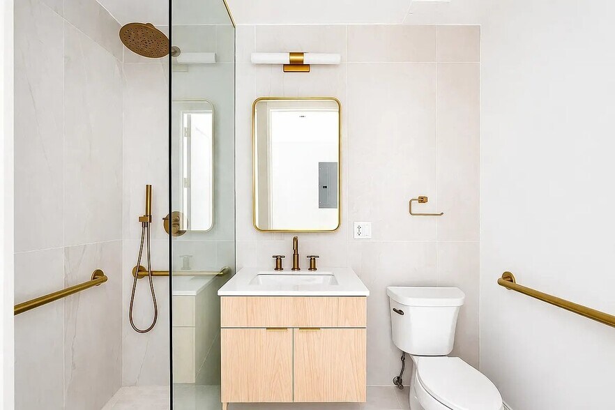 Building Photo - 285A Kingsland Ave