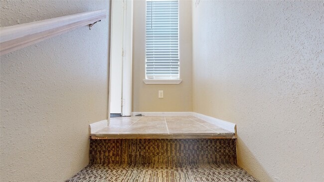 Building Photo - 10602 W Hidden Lake Ln