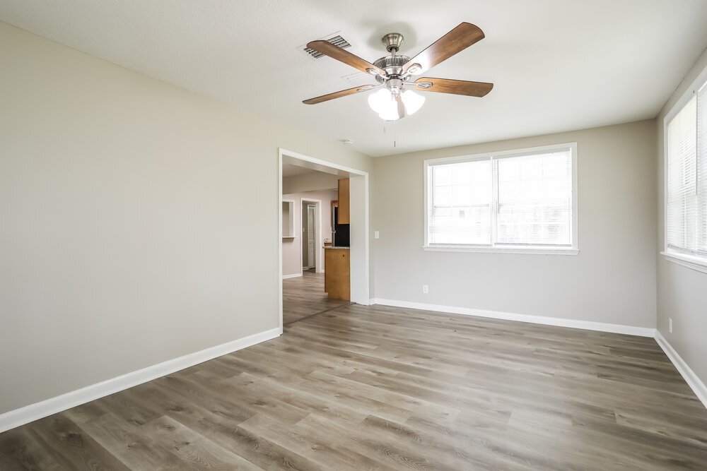 Building Photo - 6227 Pine Summit Dr
