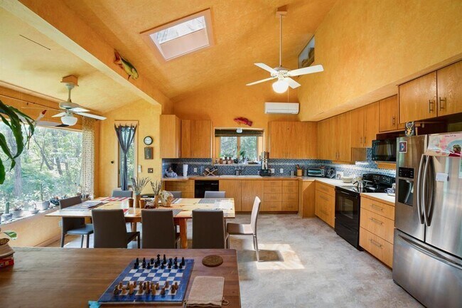 Building Photo - 5803 Rittenhouse Shore Dr