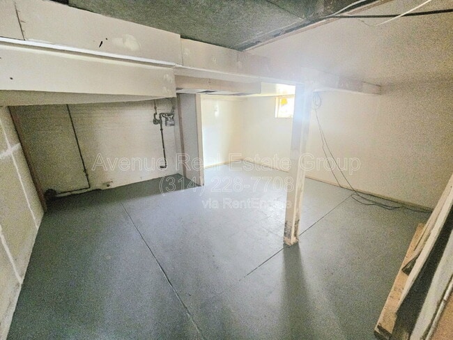 Building Photo - 1942 D Amato Ct