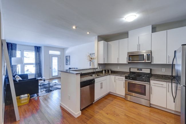 the-box-district-44-gerrish-ave-chelsea-ma-02150-apartment-finder