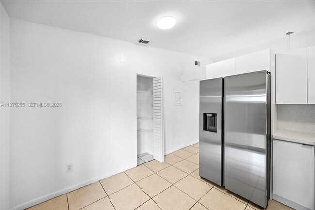 Building Photo - 7570 NW 173rd Ln