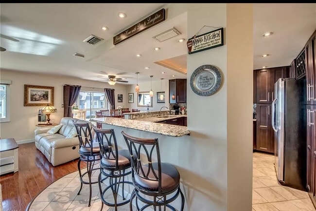 Building Photo - 3368 N Key Dr