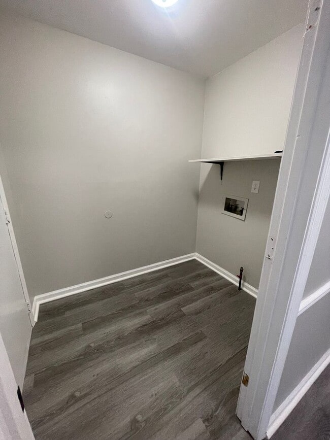 Building Photo - Available now in Amelia Landing Subdivision !!