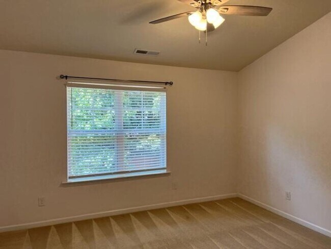 Building Photo - 3022 Berkeley Springs Pl