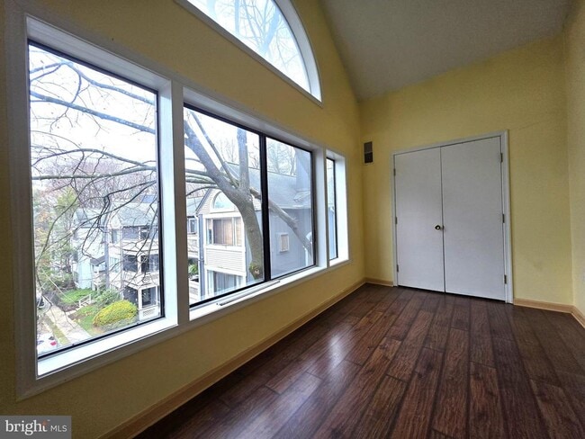 Building Photo - 58 Windbrooke Cir