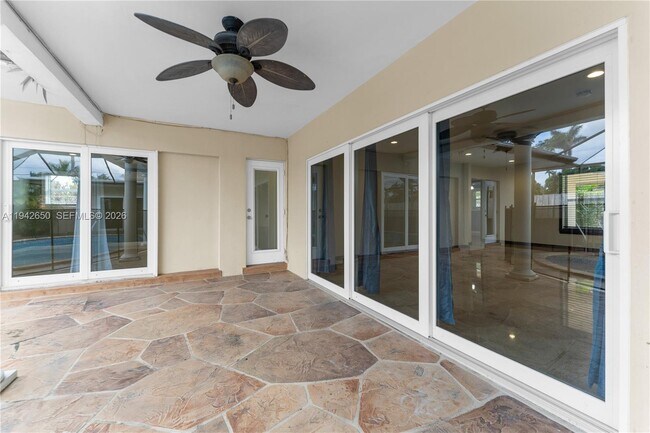 Building Photo - 601 N 44th Ave