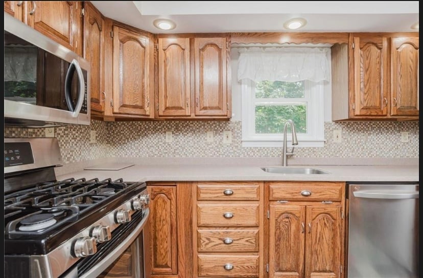 Kitchen - 167 Mendon Rd