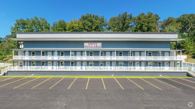 Property View from Parking Lot - Renshaw Studio Apartments