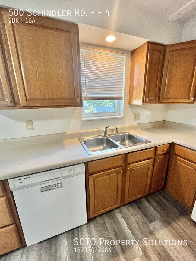 Building Photo - 500 Schindler Rd