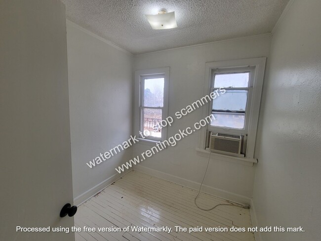 Building Photo - Affordable 3 bedroom ready to go!